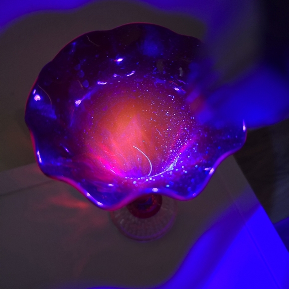 Antique Vintage Pairpoint Ruby Vase Crystal Bubble Ball Cadmium Glow - Picture 8 of 9